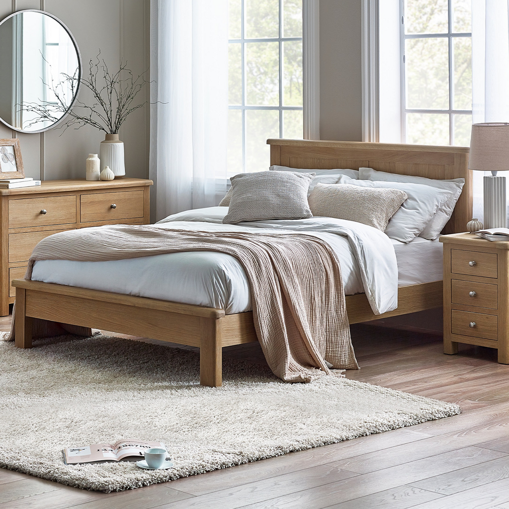 Memphis Limed Oak Bed
