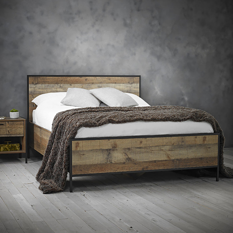 Hackey Oak Effect With Black Metal Frame Bed